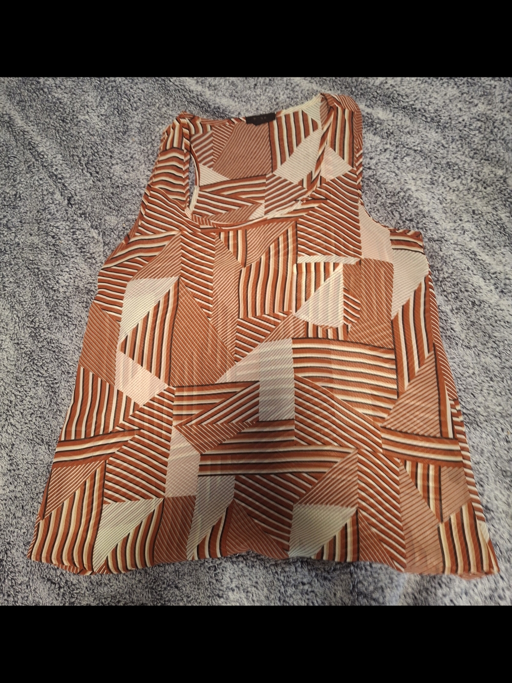mine Geometric Rust and Cream Tank Top